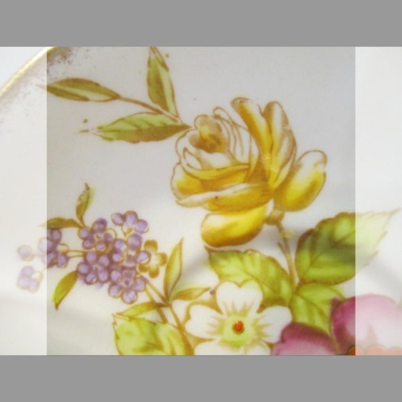 Vintage Roslyn Bone China, England Hand Painted "Sunningdale" Replacement Saucer - Picture 3 of 8